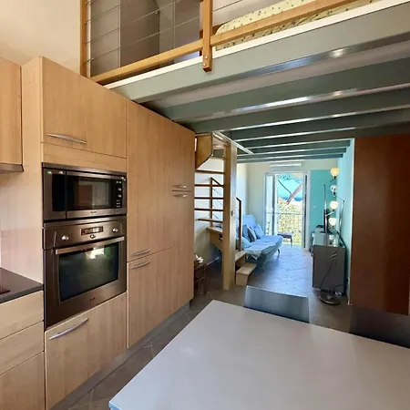 Vue A Apartment *